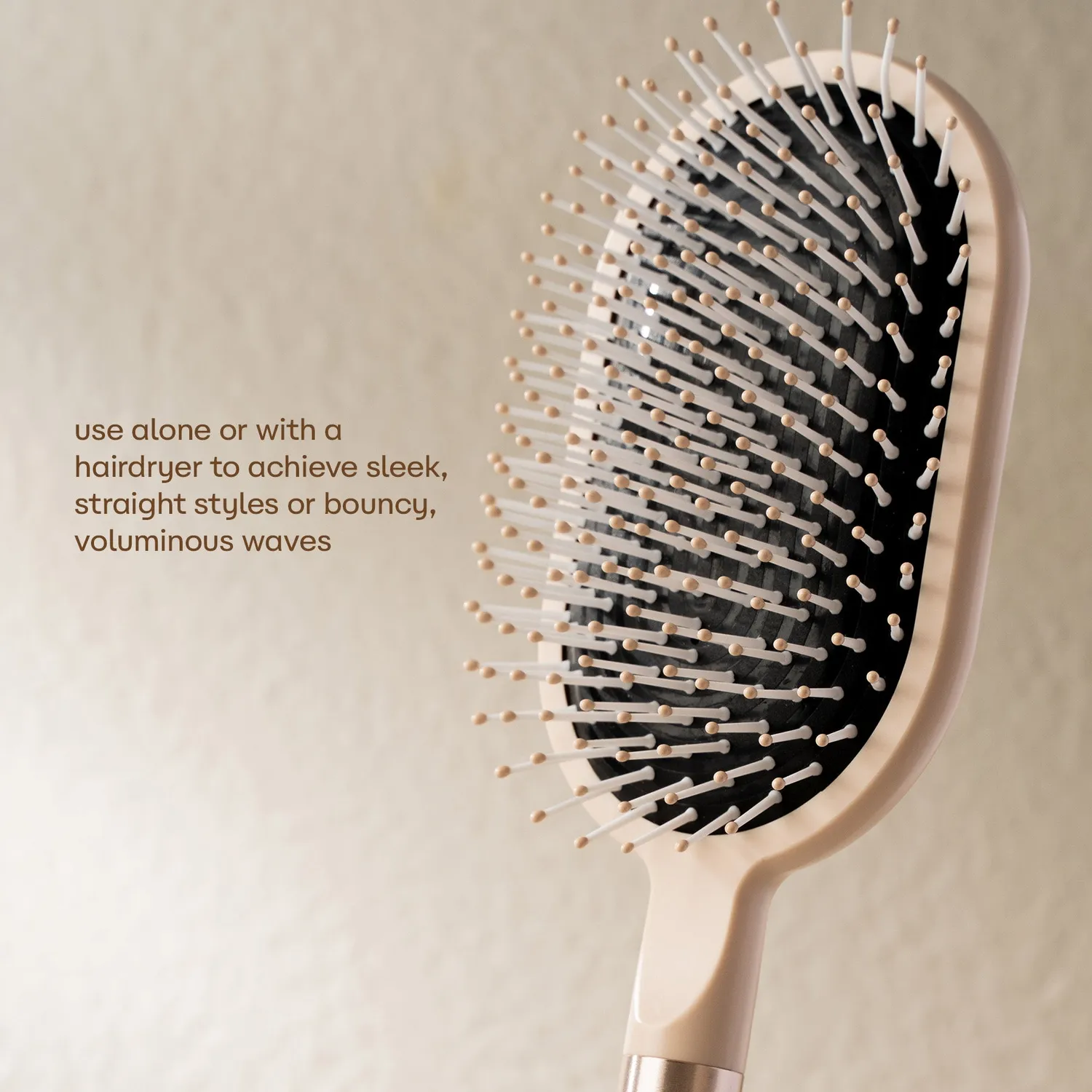 Happy Skin Detangler brosse démêlante volumatrice cheveux