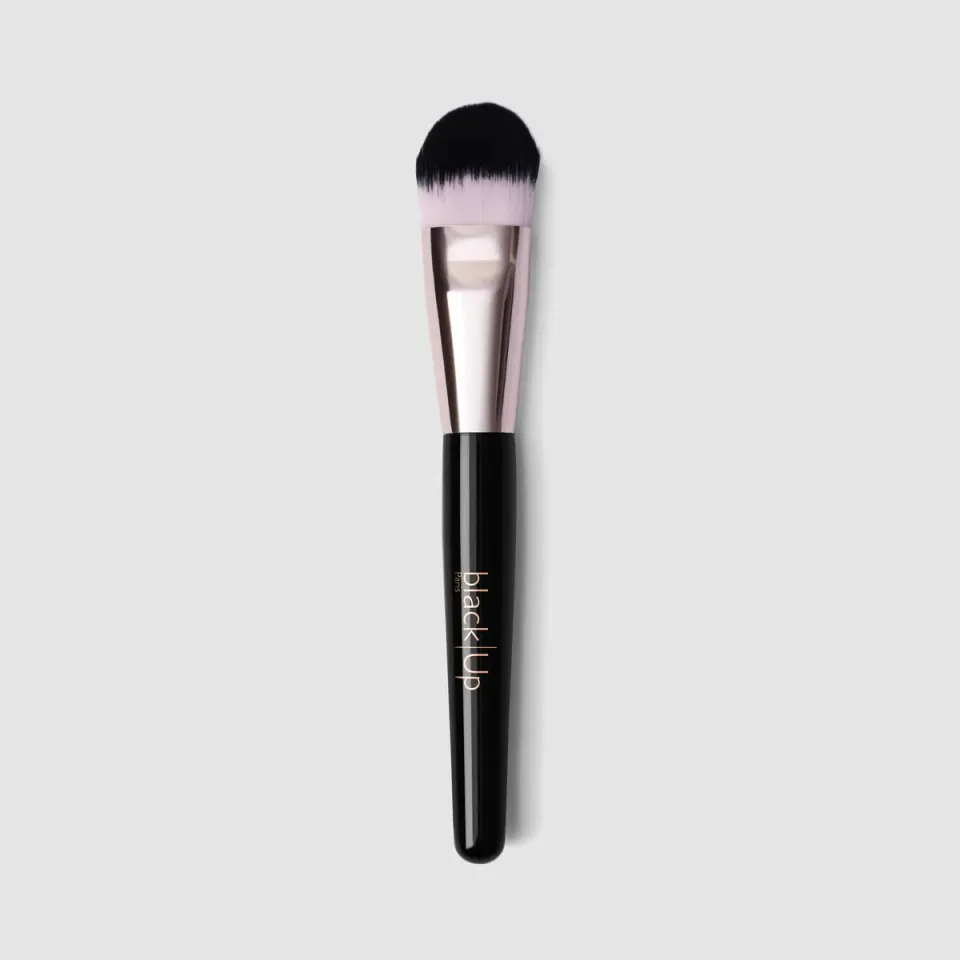 Black Up Pinceau Fond de Teint Fluide Professionnel plat