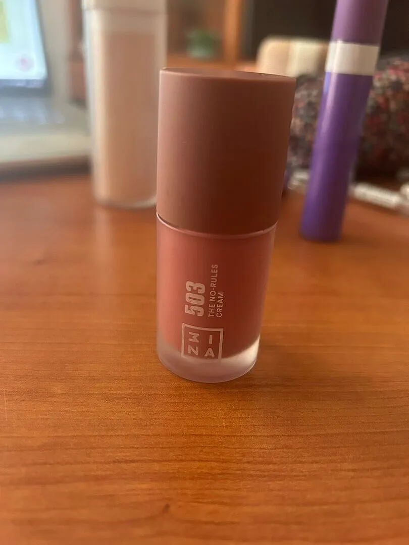 3INA The No-Rules Cream 677 blush crème mat