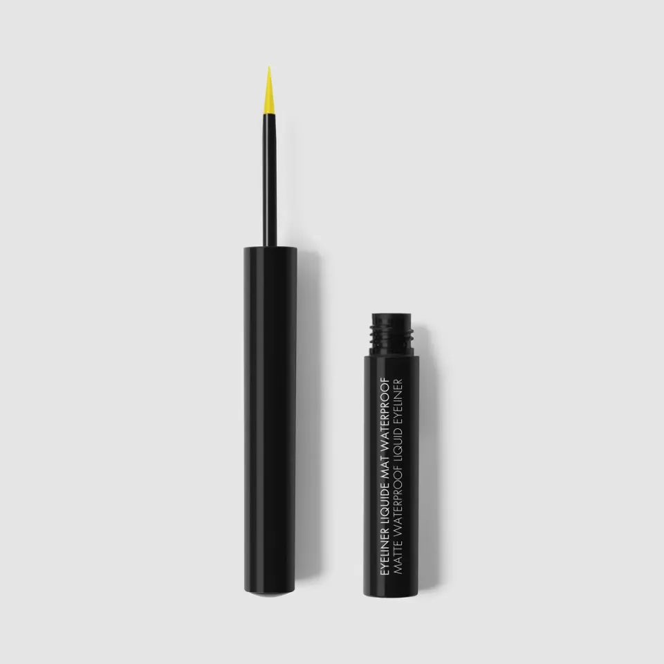 Black Up Matte Liquid eyeliner waterproof mat 24h