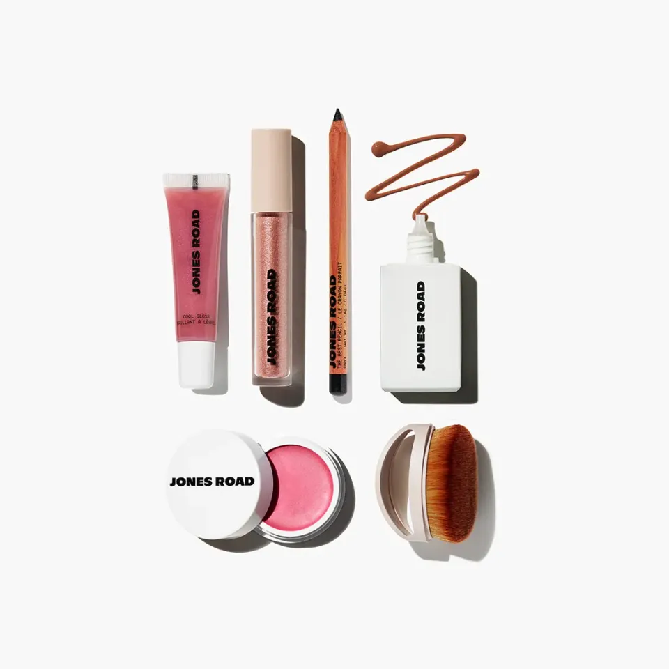 Jones Road Makeup Travel Kit 2.0 kit maquillage Light teint hâlé
