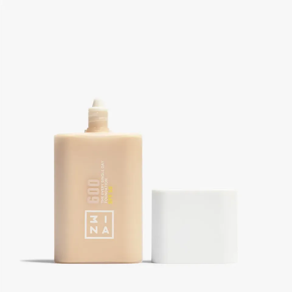 3INA The Every Single Day Foundation fond de teint 600 SPF50
