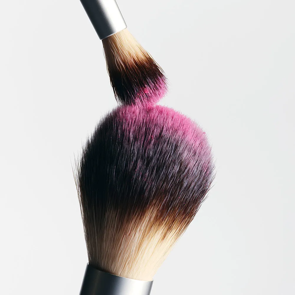 3INA The No-Rules Small Brush pinceau visage 2-en-1