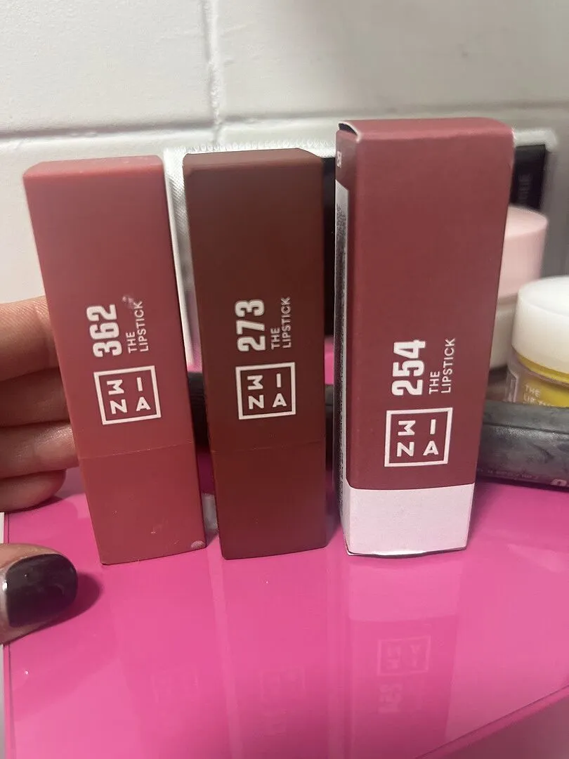 3INA The Lipstick 245 rouge à lèvres semi-mat