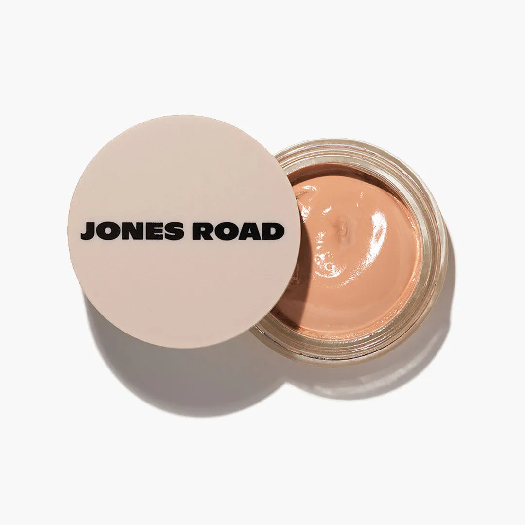 Jones Road What The Foundation fond de teint Alabaster léger