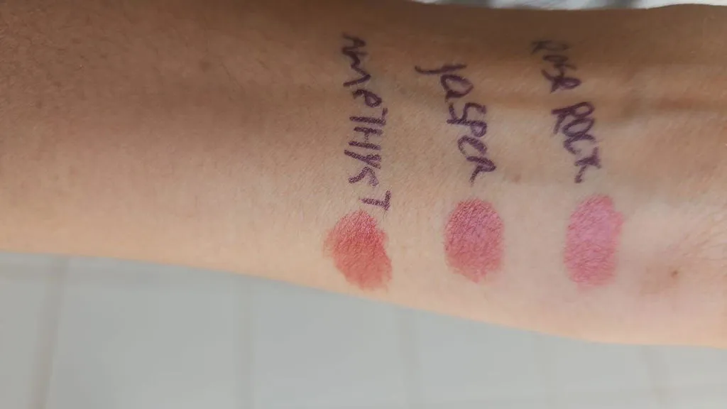 Baims Lipstick rouge à lèvres bambou fini semi-mat