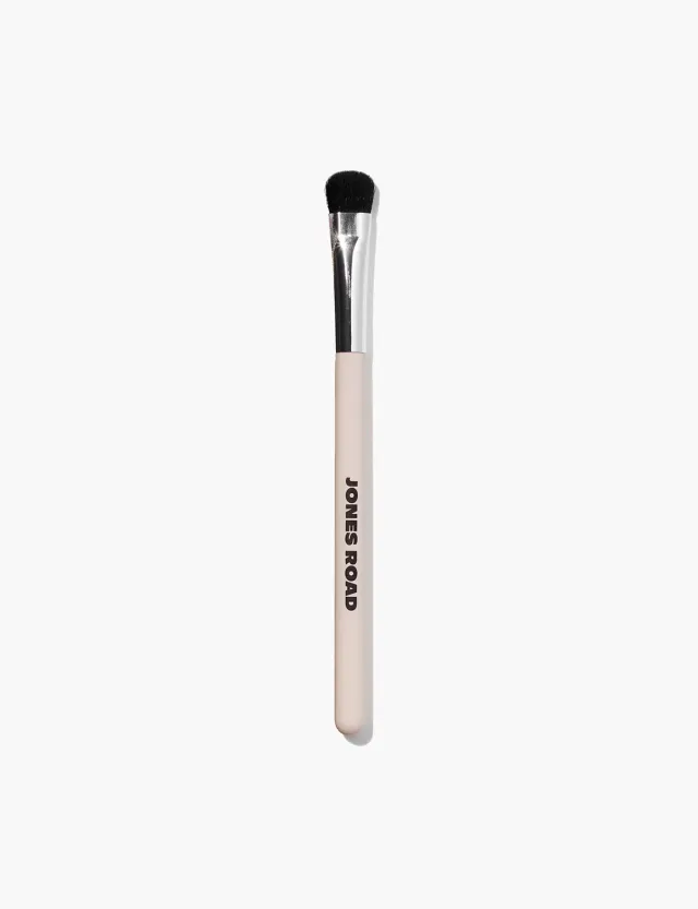 Jones Road Eye Fluffy Brush pinceau paupières estompeur