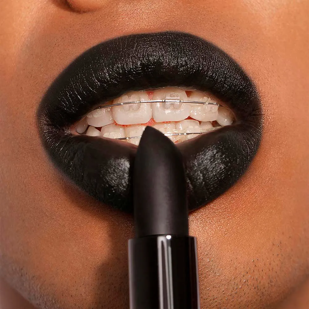 3INA The Lipstick rouge à lèvres 900 noir mat