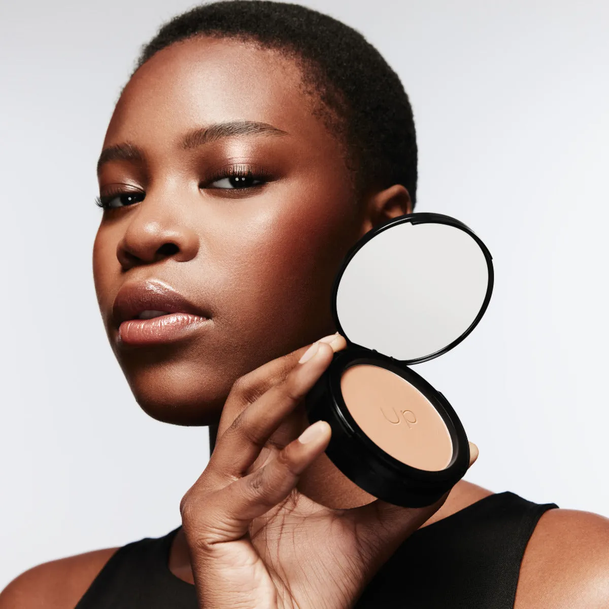 Black Up Two Way Cake poudre compacte fini mat velouté