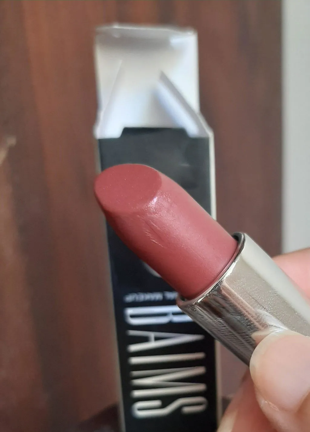 Baims Lipstick rouge à lèvres bambou fini semi-mat