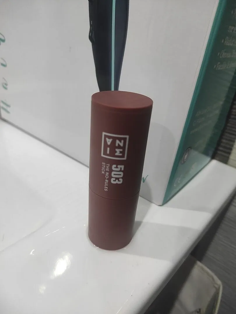 3INA The No-Rules Stick 677 mini stick blush crémeux