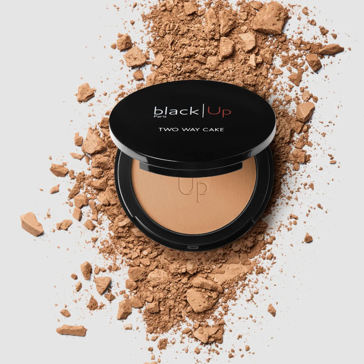 Black Up Two Way Cake poudre compacte fini mat velouté