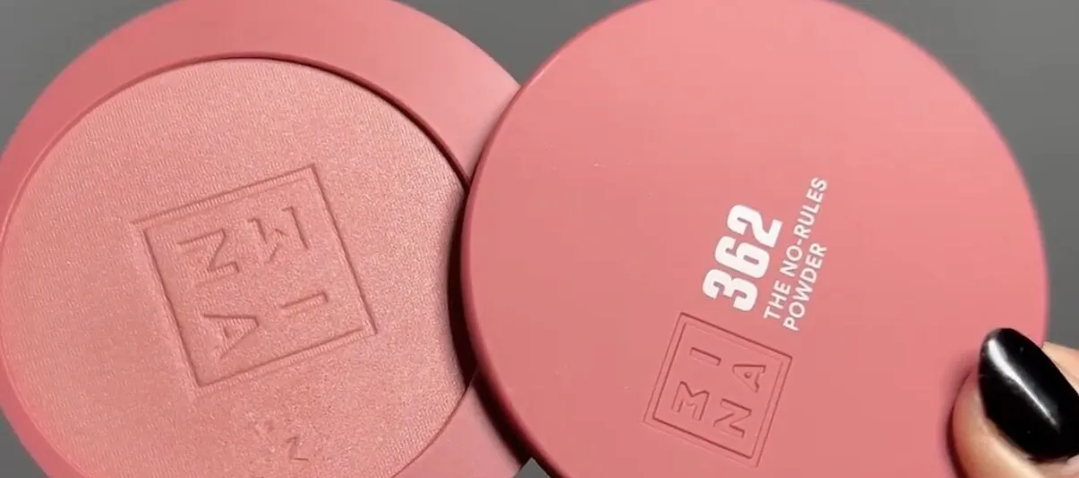 3INA The No-Rules Powder 210 Blush 3-en-1 sans talc
