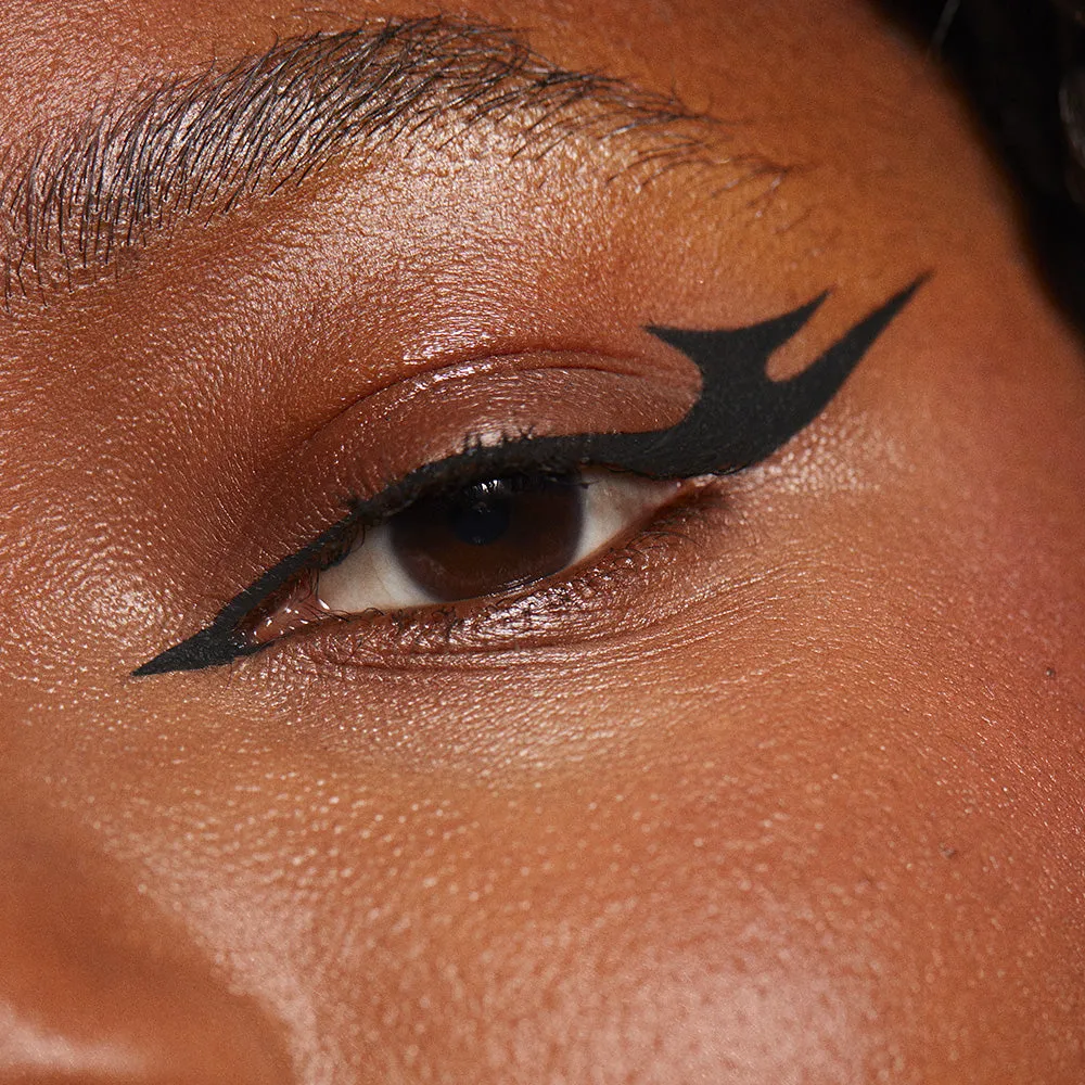 3INA The 900 Look Kit maquillage noir mat 3 pièces