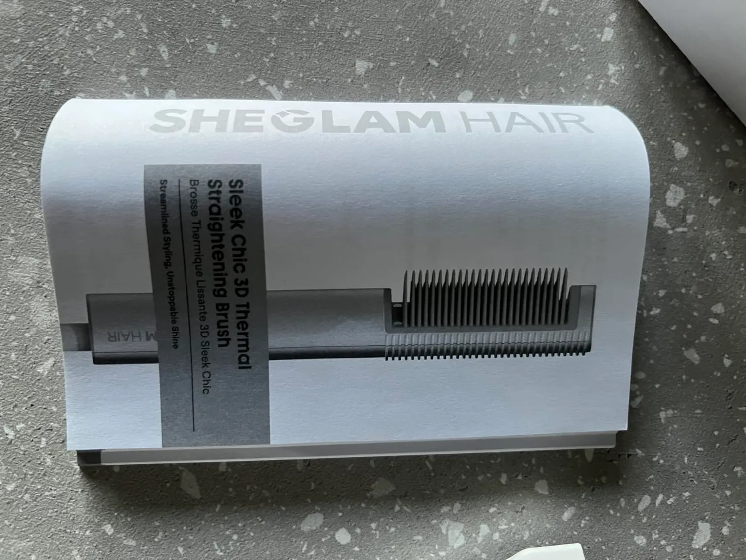 SHEGLAM Sleek Chic brosse lissante ionique 3D 235g anti-frisottis