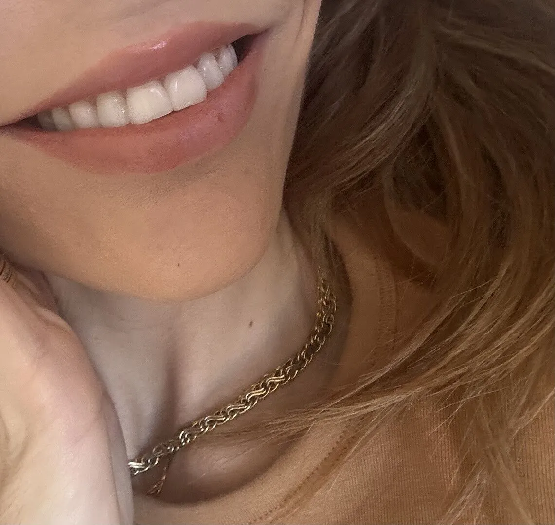 3INA The Color Lip Glow 385 rouge à lèvres teinte glow