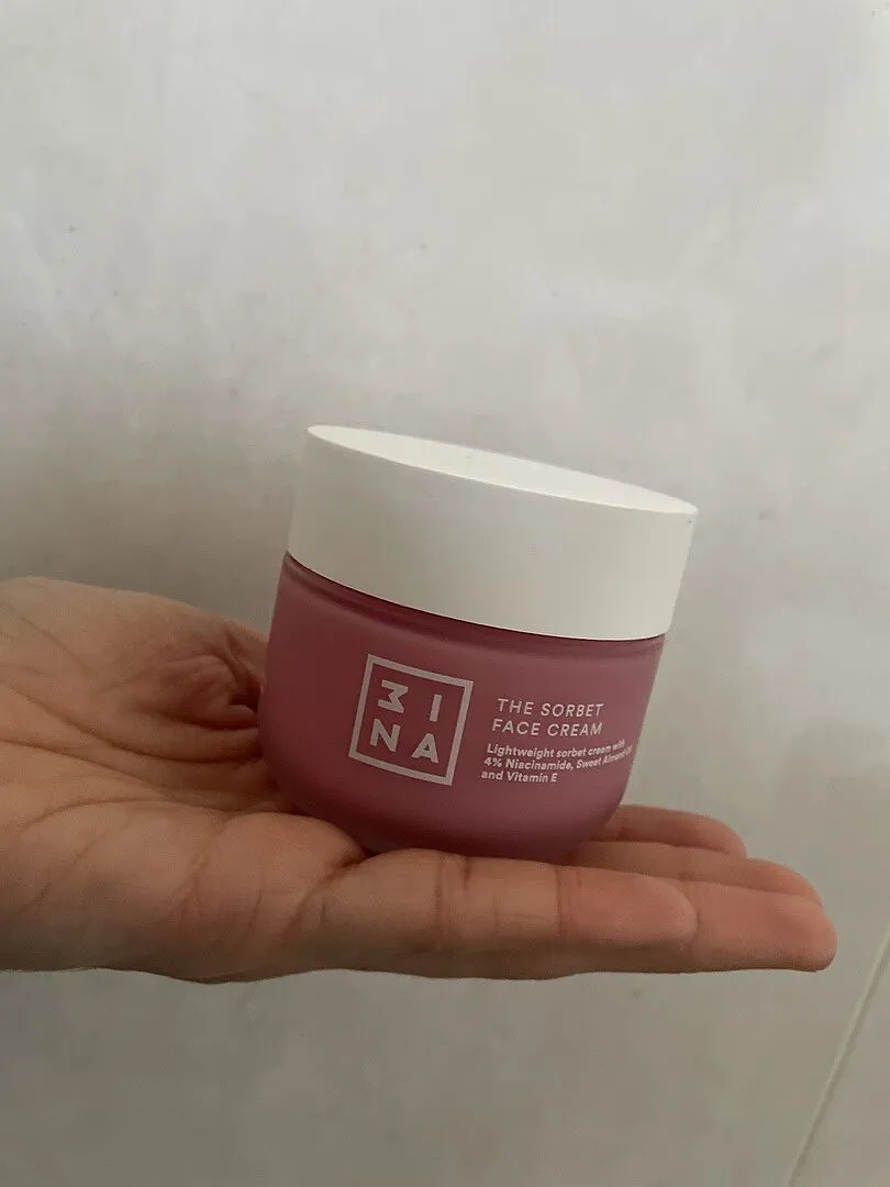 3INA The Sorbet Face Cream crème visage niacinamide