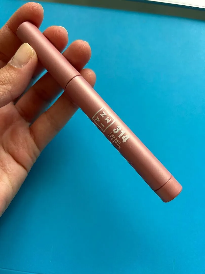 3INA The 24H Eye Stick 749 fard paupières waterproof